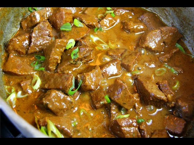 Beef With Coconut Sauce