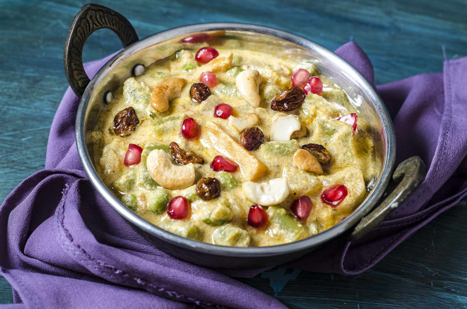 Nav Ratton Korma